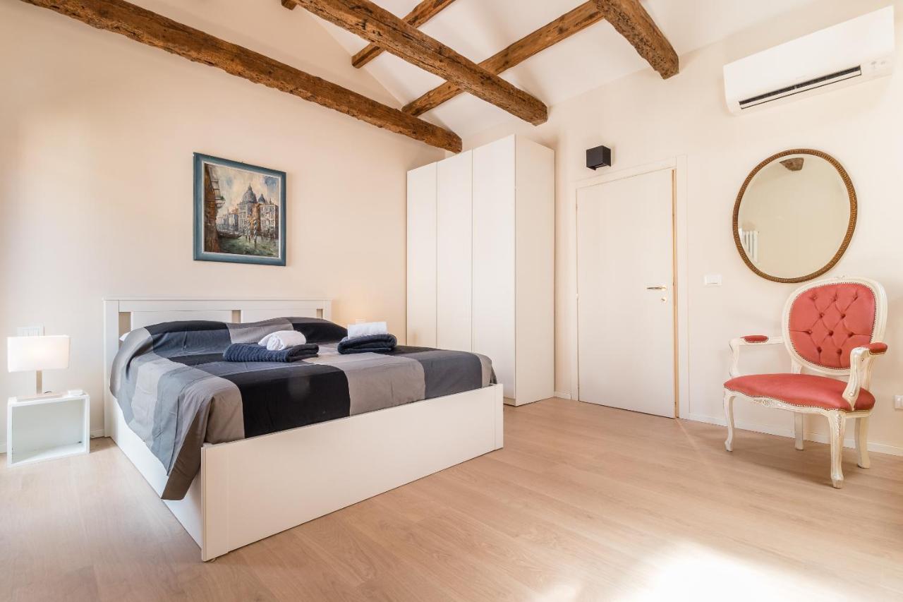 Apartamento Doge'S Mirror & Stair @Frari Venecia Exterior foto