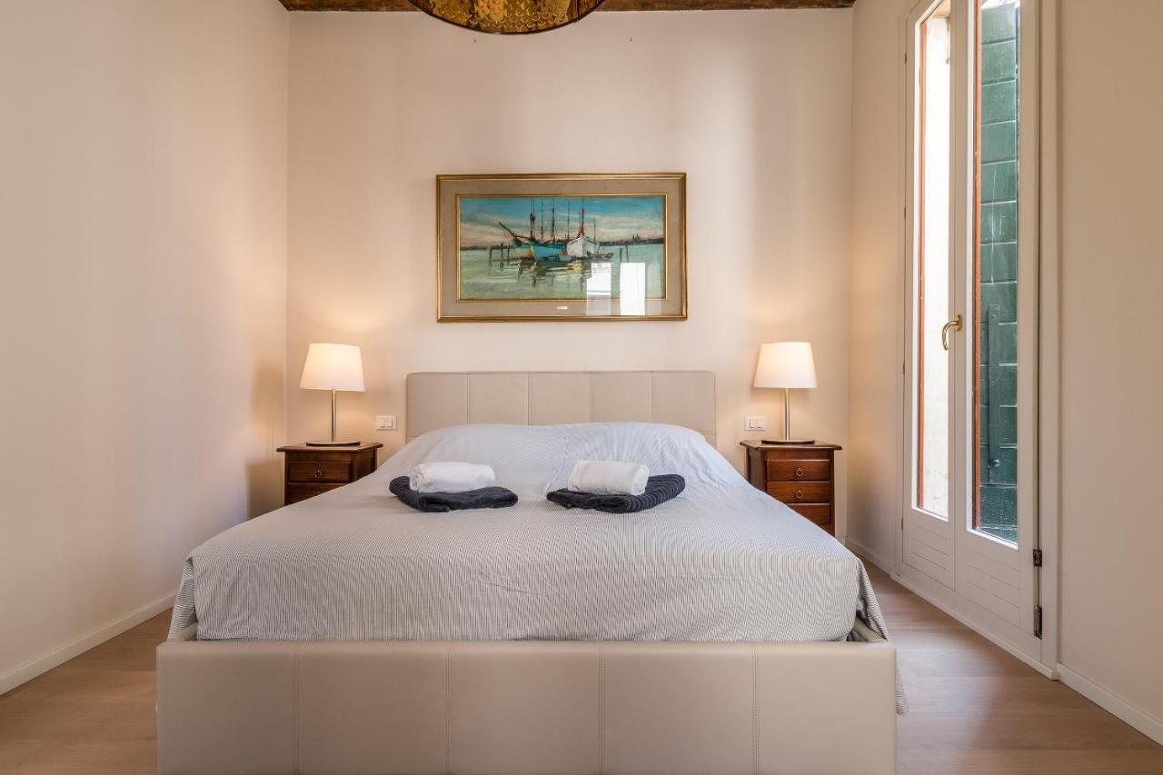 Apartamento Doge'S Mirror & Stair @Frari Venecia Exterior foto